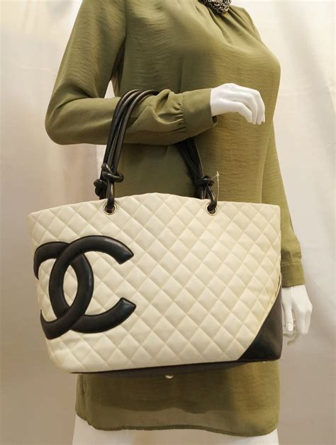 purse chanel|where to buy chanel purse.